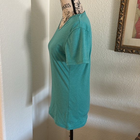 32 Degrees Cool Athletic Shirt - Picture 2 of 4